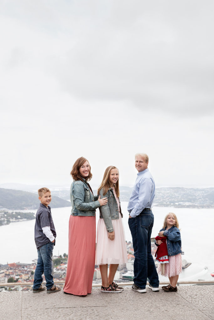 Family portrait in Bergen by Pia Rothmann.