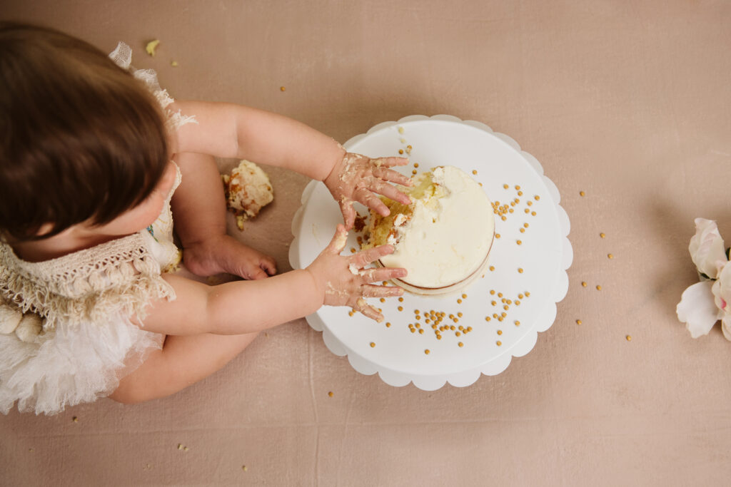 How to plan a Cake Smash? - Couture & Beyond