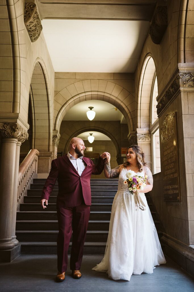 wedding couple eloping at Allegheny courthouse