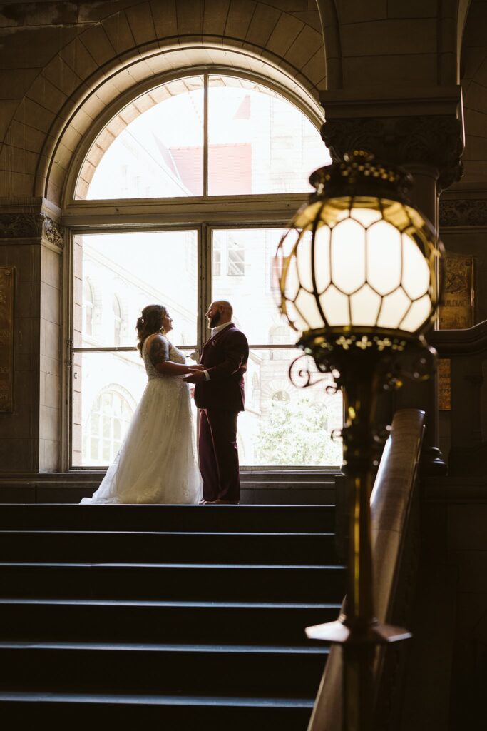 wedding couple eloping at Allegheny courthouse