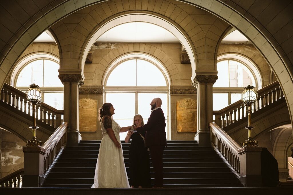 wedding couple eloping at Allegheny courthouse