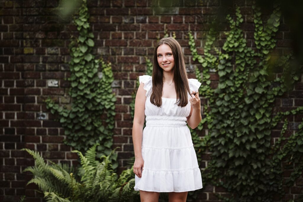 senior portrait in Pittsburgh's Mellon Park