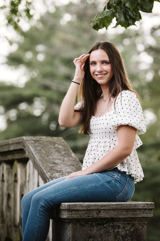 senior portrait in Pittsburgh's Mellon Park