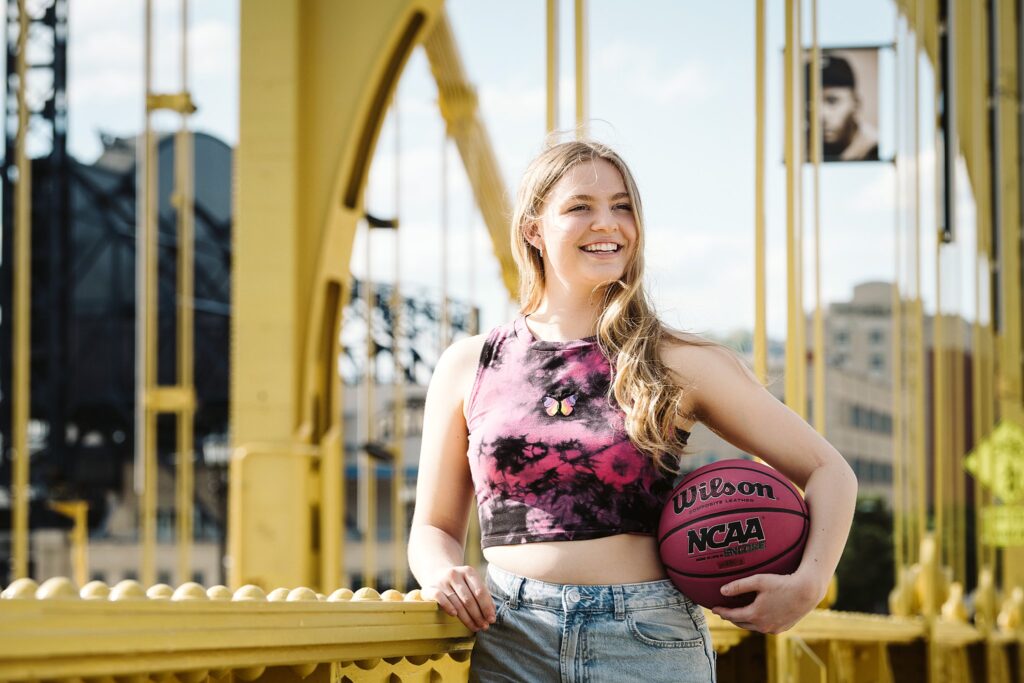 senior portrait of basketball player in Pittsburgh