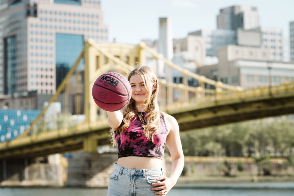 senior portrait of basketball player in Pittsburgh