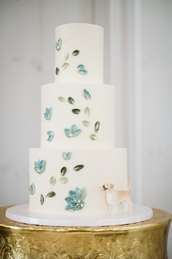 four oaks wedding cake at the Grayson house