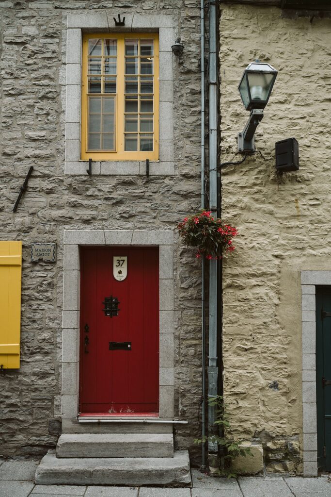 architecture in Quebec, Canada