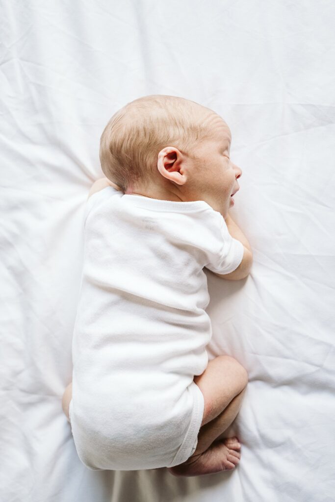 minimalistic newborn portrait