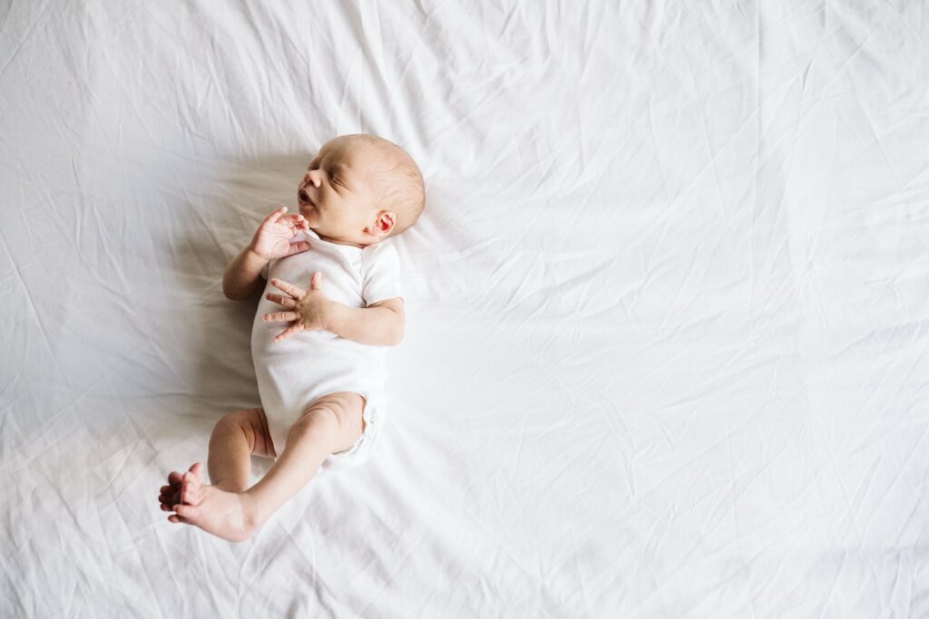 minimalistic newborn portrait