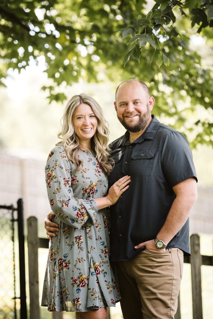 couple portrait from extended family session