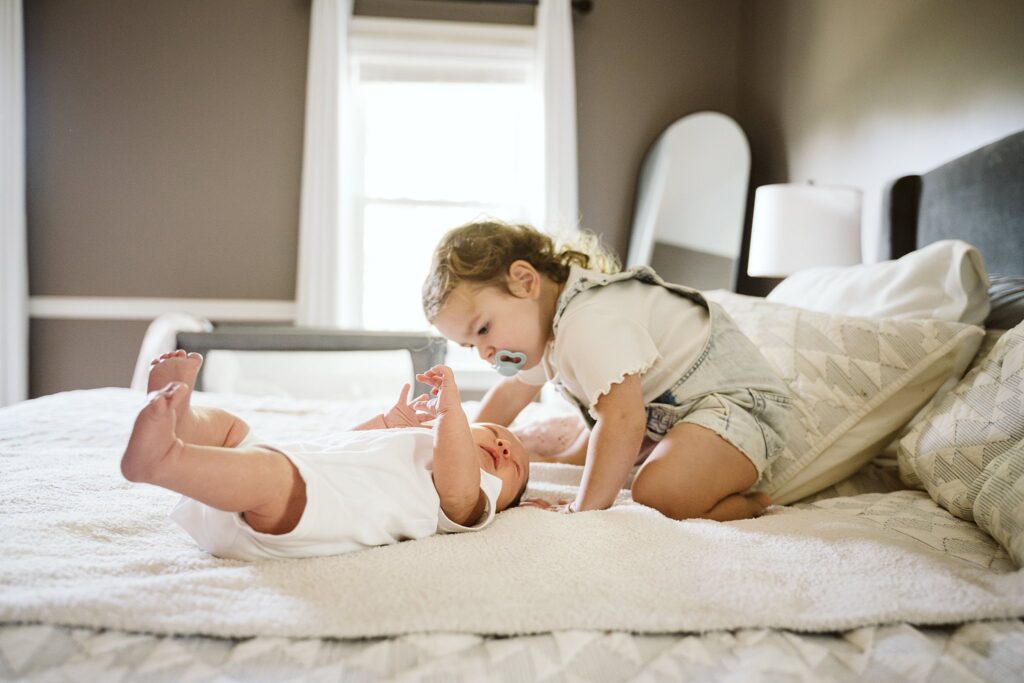 newborn with big sister