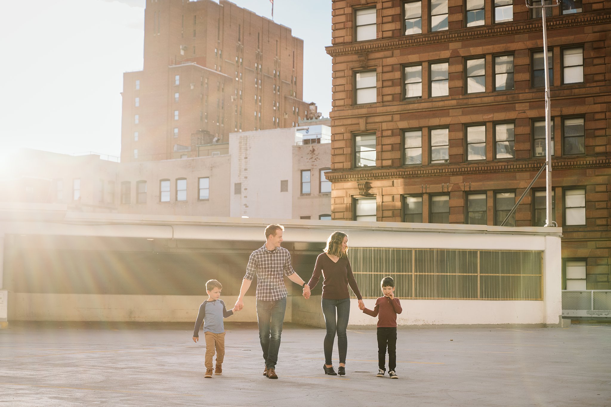 Read more about the article Downtown Pittsburgh Adventures: A Family Lifestyle Session