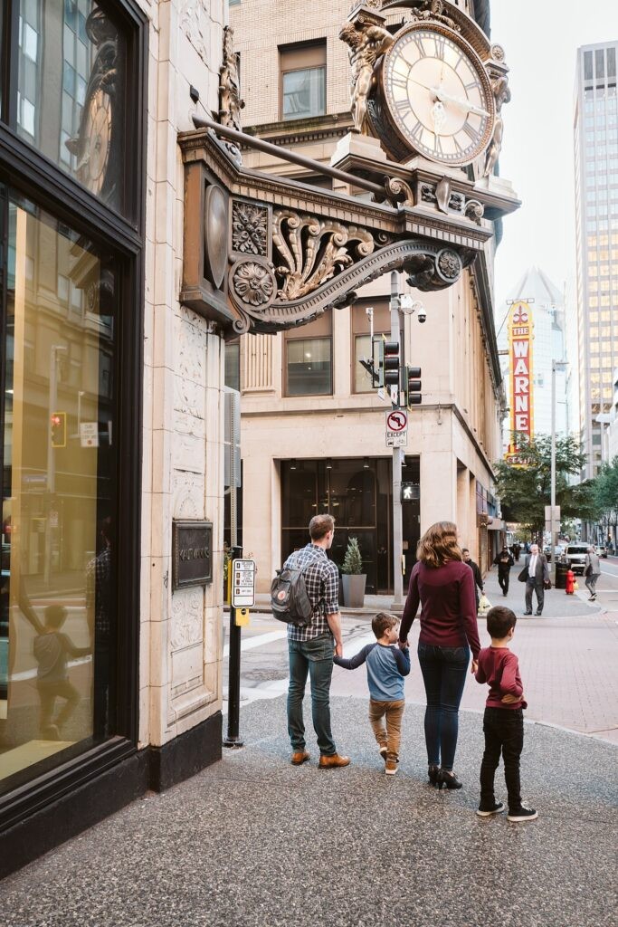 family walking together, lifestyle photoshoot, Pittsburgh, PA