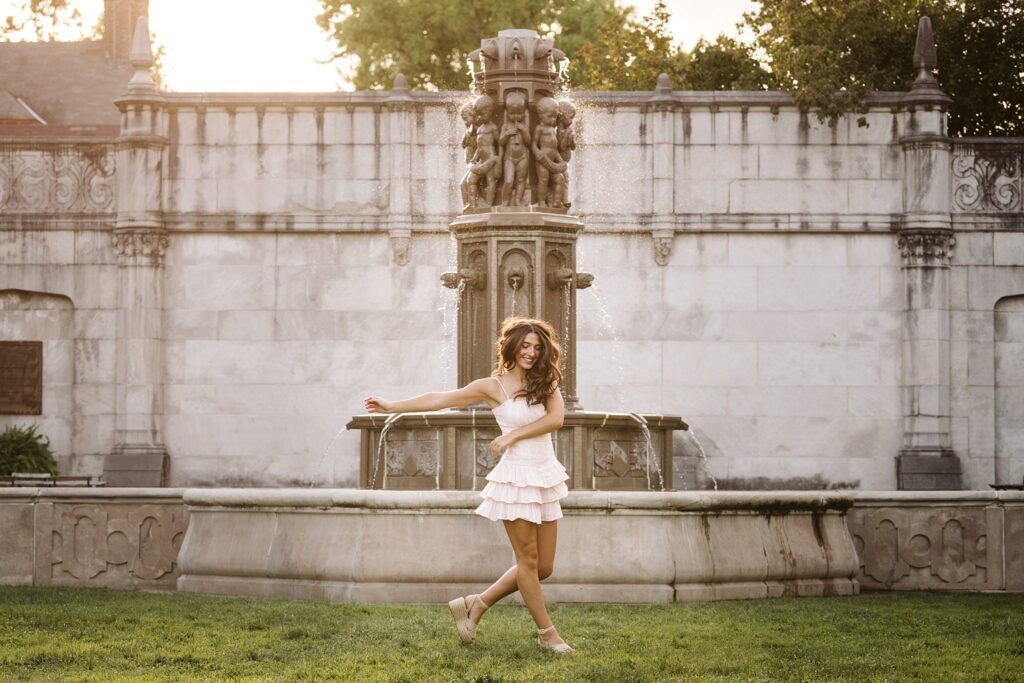 senior girl at Mellon park during golden hour