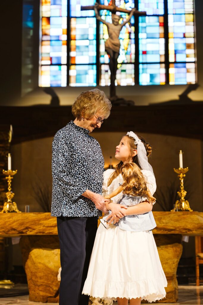 pittsburgh lifestyle family photography first communion dress