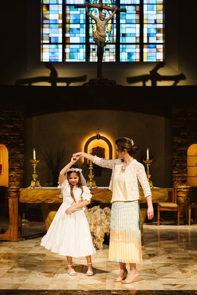 pittsburgh lifestyle family photography first communion dress