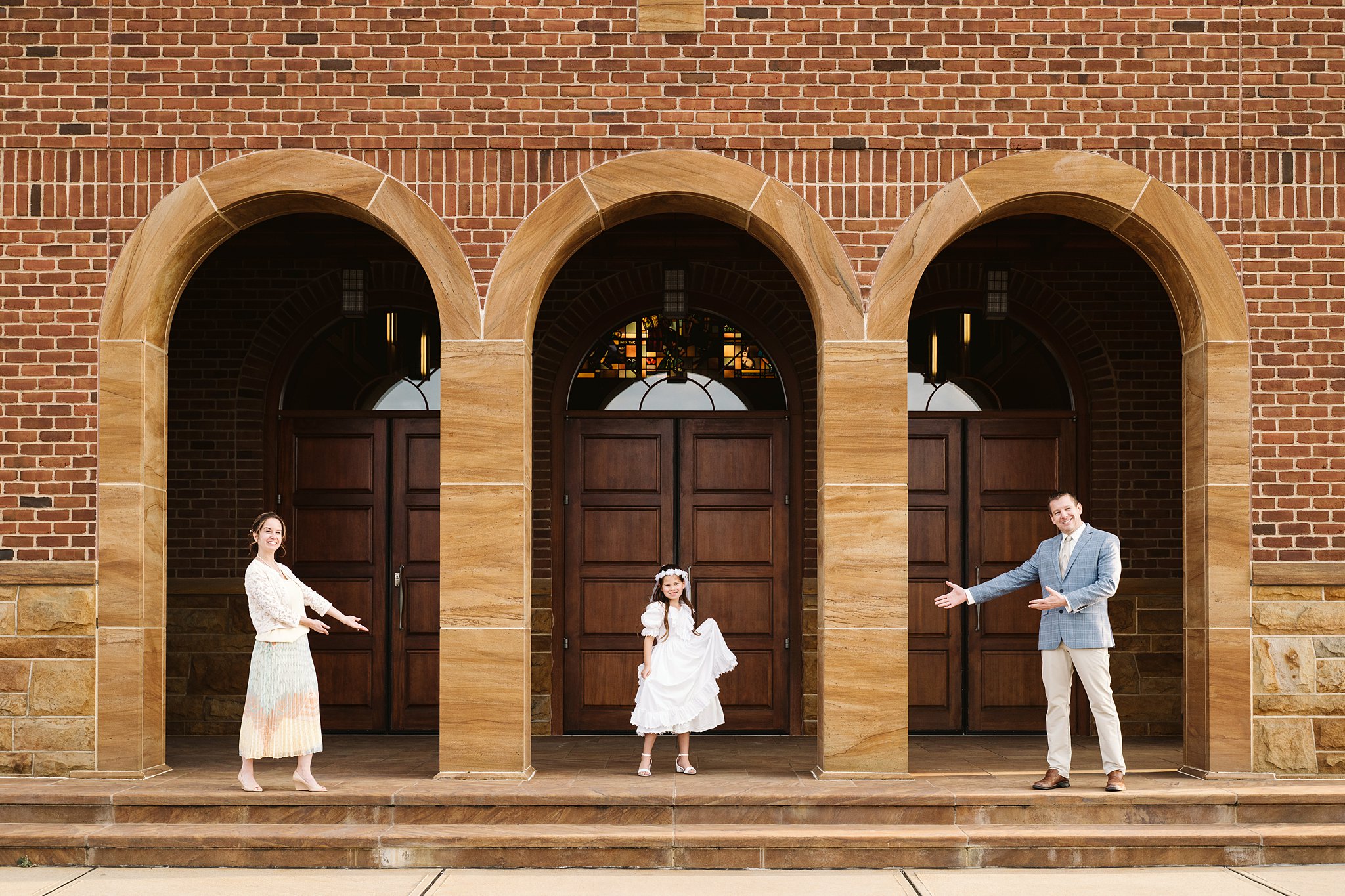 pittsburgh lifestyle family photography first communion dress