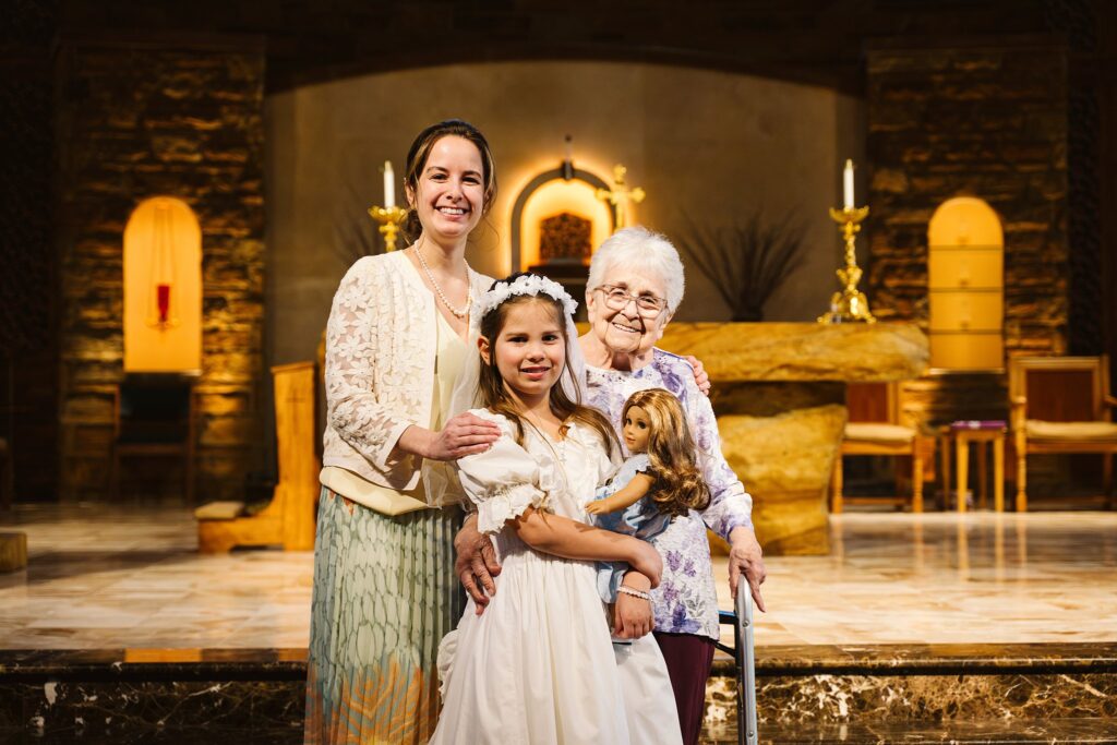 pittsburgh lifestyle family photography first communion dress