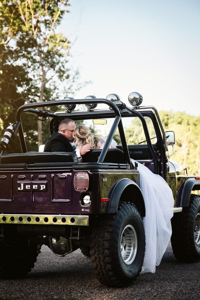 outdoor wedding couple portraits near Pittsburgh, PA