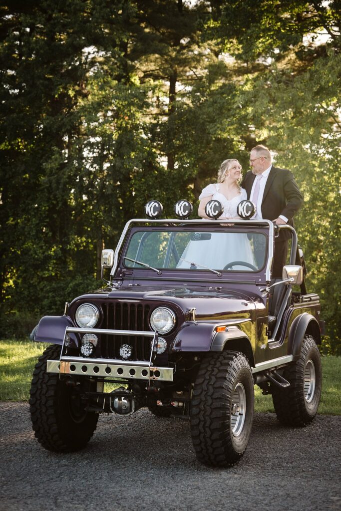 outdoor wedding couple portraits near Pittsburgh, PA