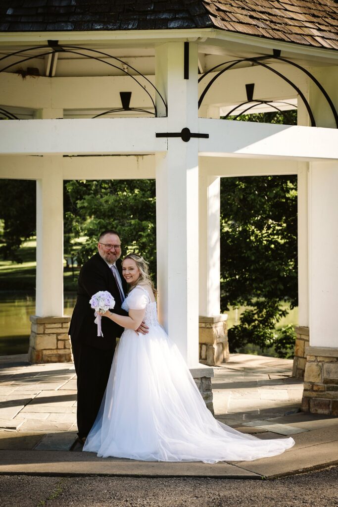 outdoor wedding couple portraits near Pittsburgh, PA