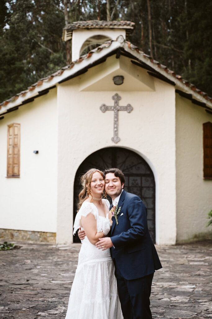 wedding couple in colombia