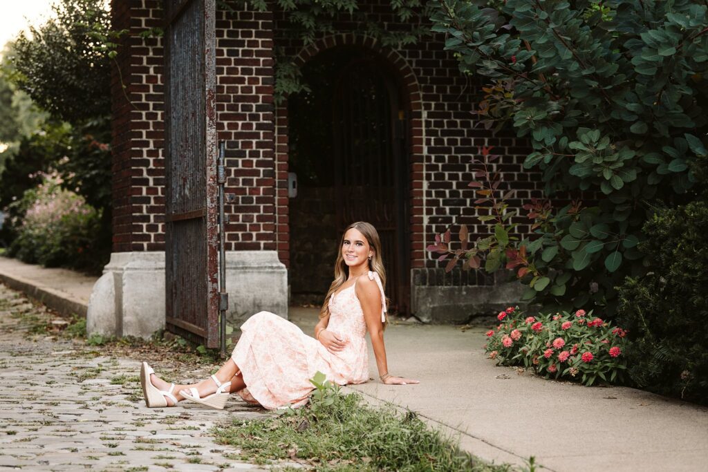 Pittsburgh senior photography session at Mellon Park
