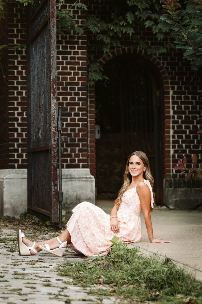 Pittsburgh senior photography session at Mellon Park